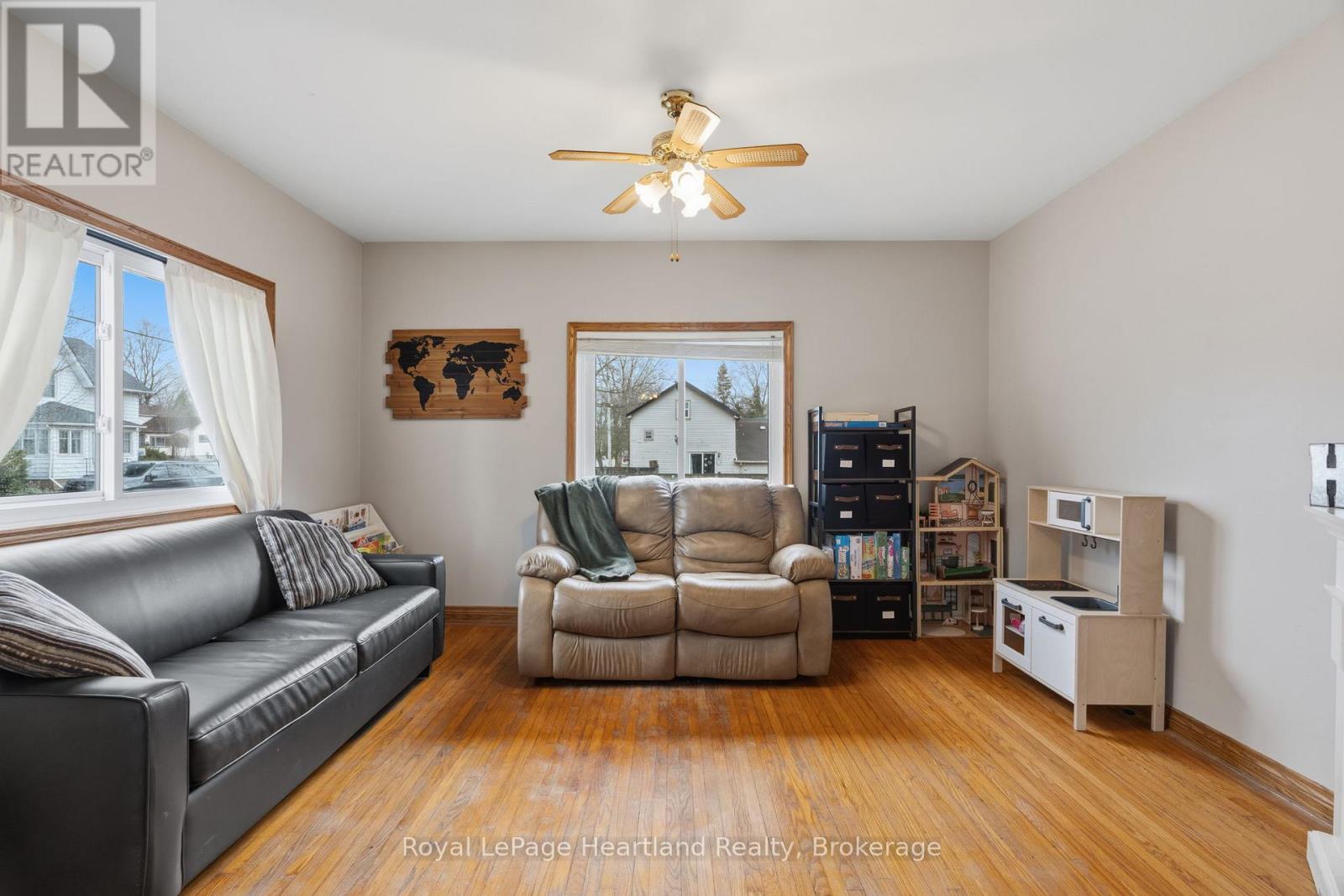 140 RATTENBURY STREET W, Central Huron (Clinton), Ontario, N0M1L0 — Photo 6