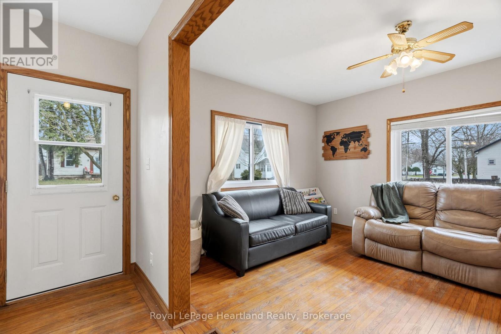 140 RATTENBURY STREET W, Central Huron (Clinton), Ontario, N0M1L0 — Photo 9