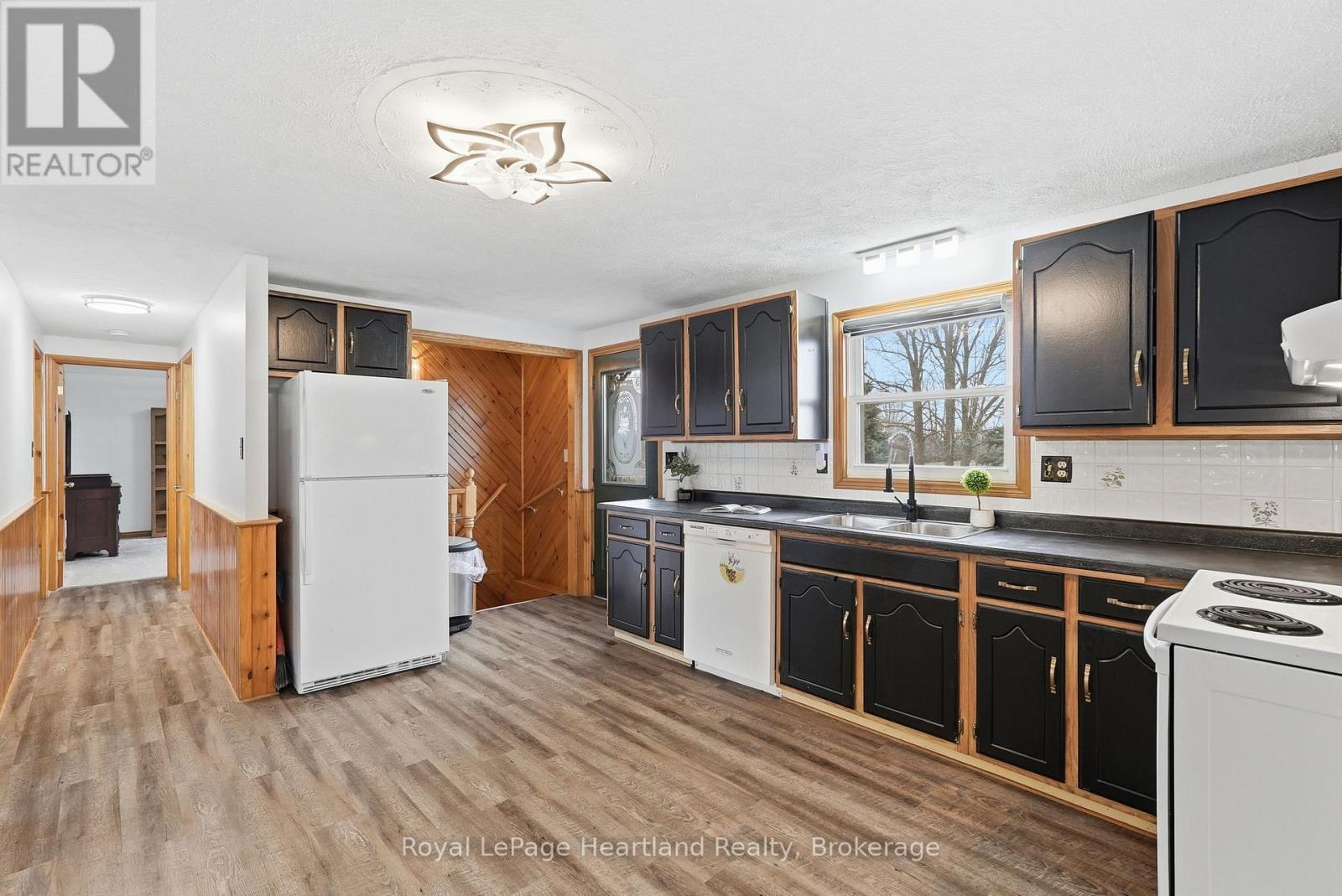 284 MANOR ROAD, North Huron (Wingham), Ontario, N0G2W0 — Photo 16