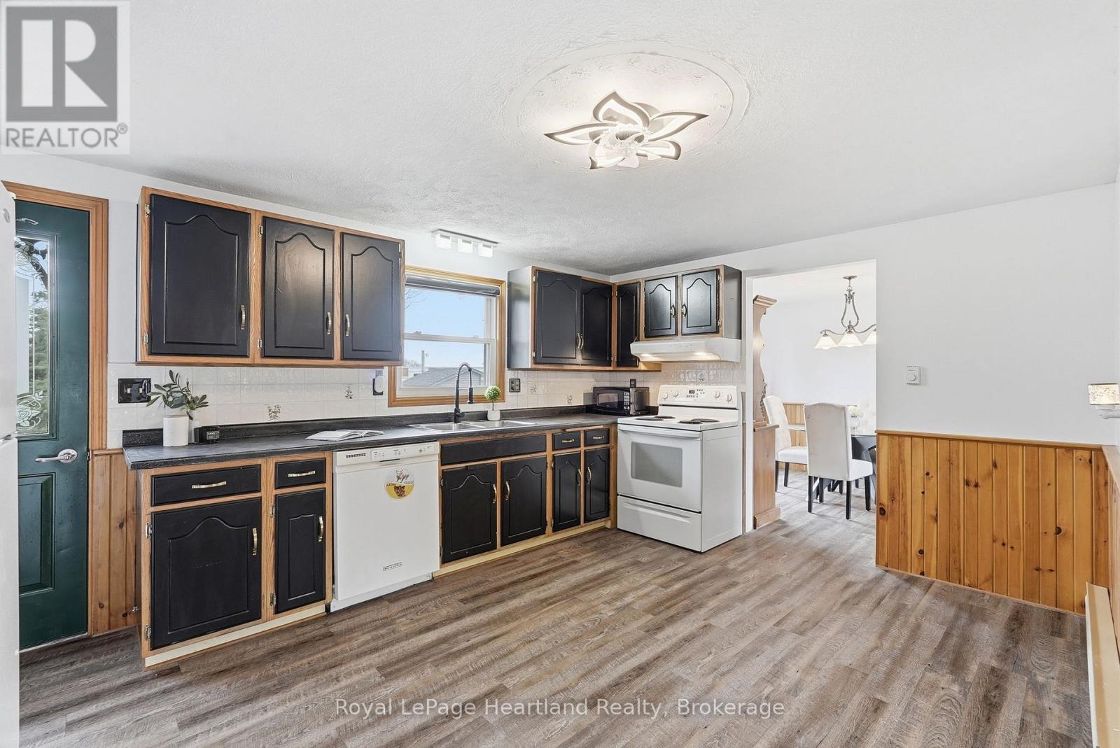 284 MANOR ROAD, North Huron (Wingham), Ontario, N0G2W0 — Photo 18