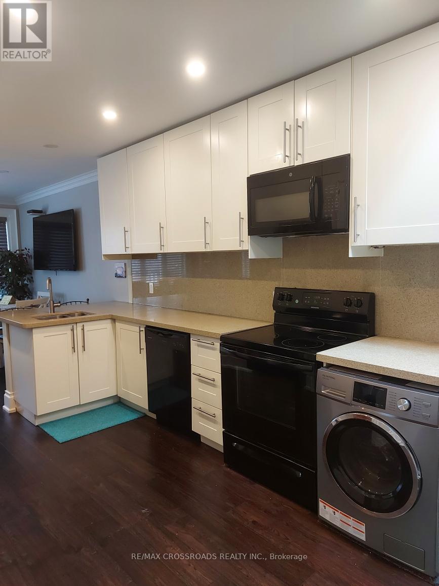 UPPER - 533 DANFORTH ROAD, Toronto (Clairlea-Birchmount), Ontario, M1K1C9 — Photo 2