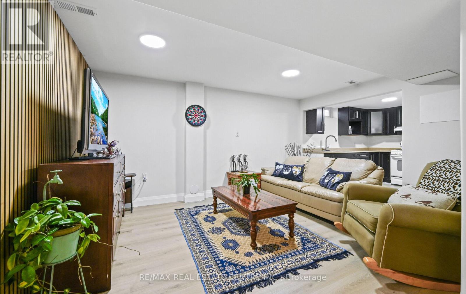 84 VISCOUNT ROAD, Brantford, Ontario, N3P1Y7 — Photo 2