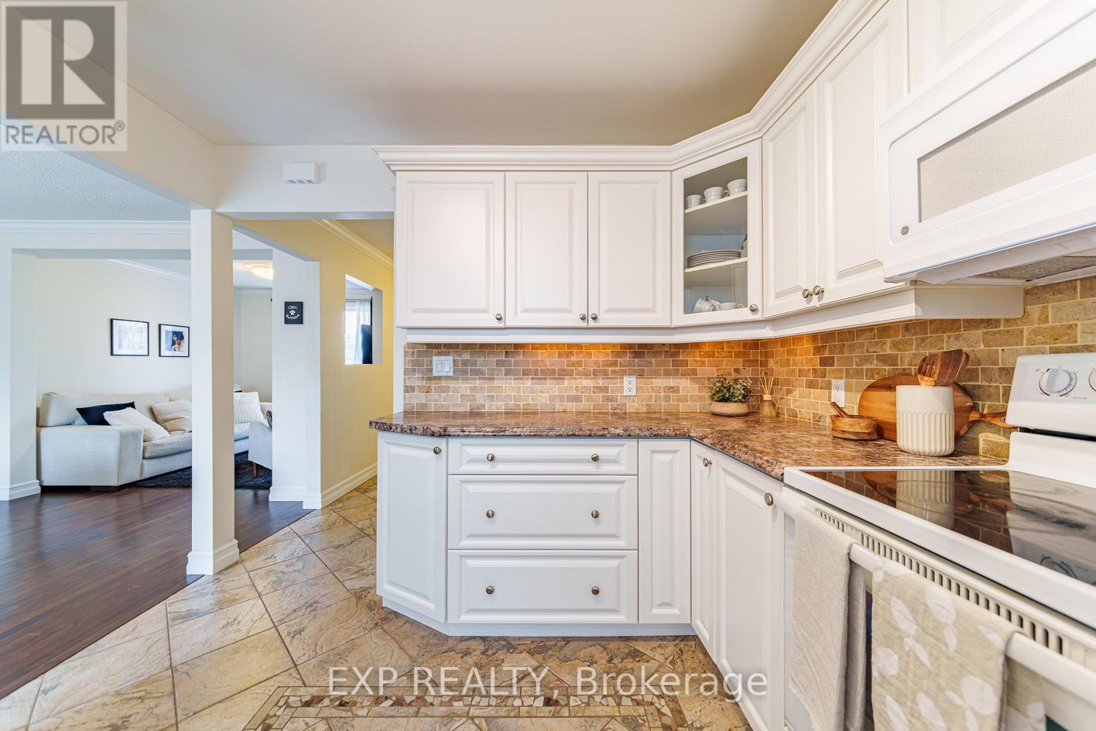 115 SHELDRAKE DRIVE, Ottawa, Ontario, K2L1T1 — Photo 6