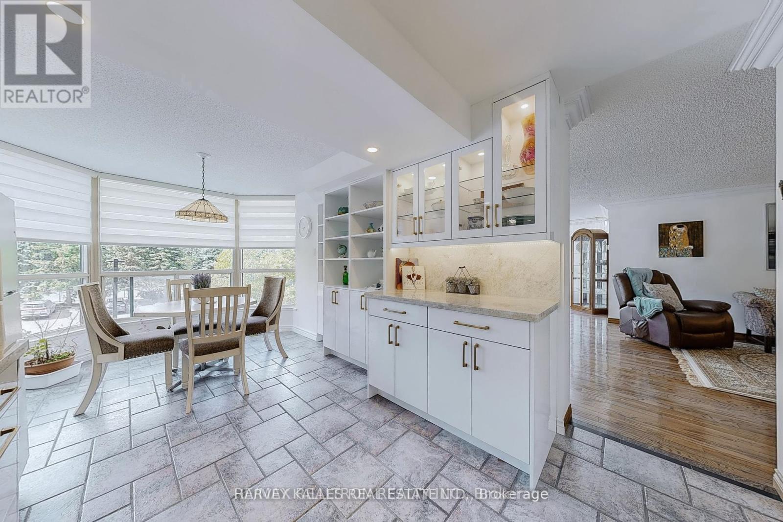 311 - 7300 YONGE STREET, Vaughan (Crestwood-Springfarm-Yorkhill), Ontario, L4J7Y5 — Photo 7