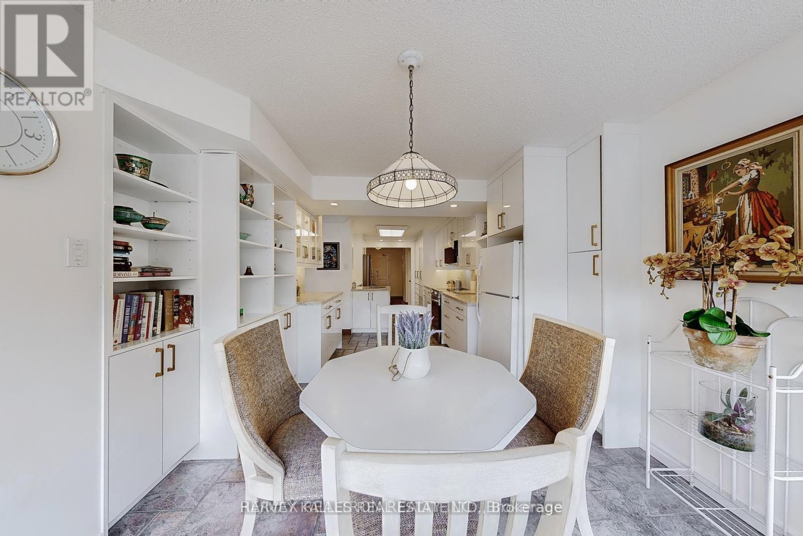 311 - 7300 YONGE STREET, Vaughan (Crestwood-Springfarm-Yorkhill), Ontario, L4J7Y5 — Photo 9