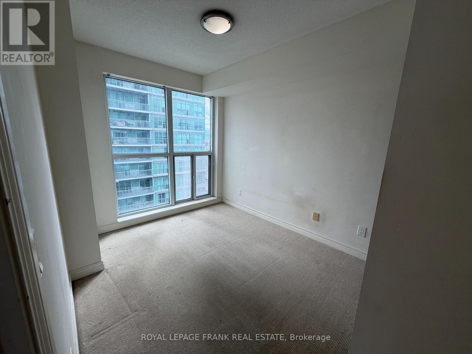 , Ontario — Photo 13