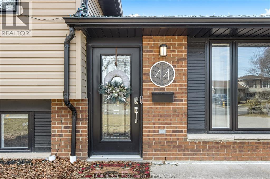 44 ROSSINI CRESCENT, Chatham, Ontario, N7L4N3 — Photo 5