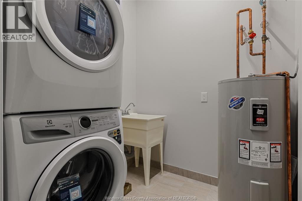 1370 ARGYLE Unit# 326, Windsor, Ontario, N8Y3K7 — Photo 8