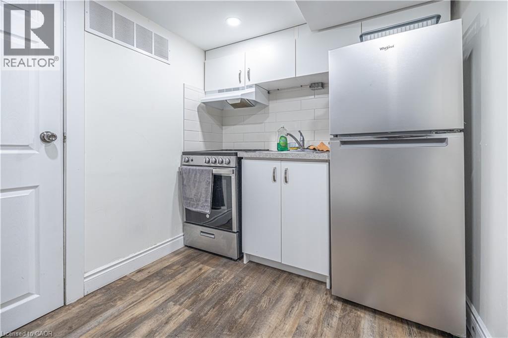 318 FREDERICK Street, Kitchener, Ontario, N2H2N7 — Photo 13