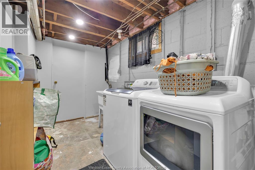 1879-81 FORD, Windsor, Ontario, N8T2E2 — Photo 14