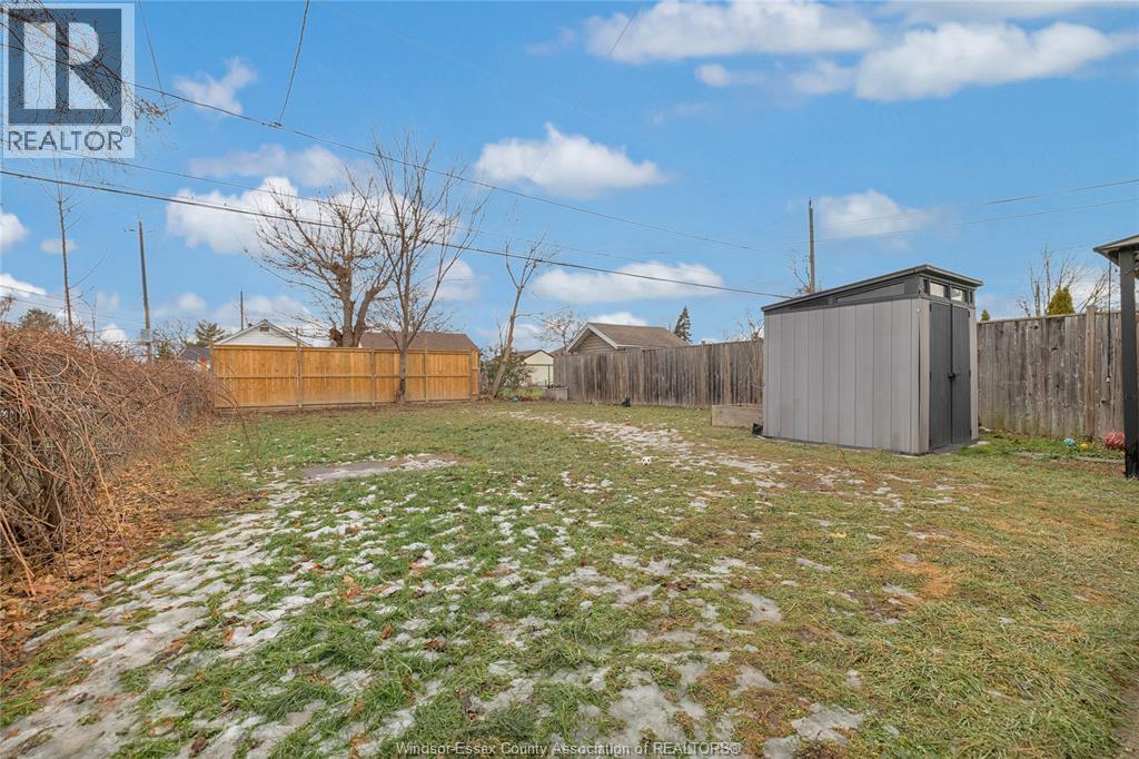 1879-81 FORD, Windsor, Ontario, N8T2E2 — Photo 29