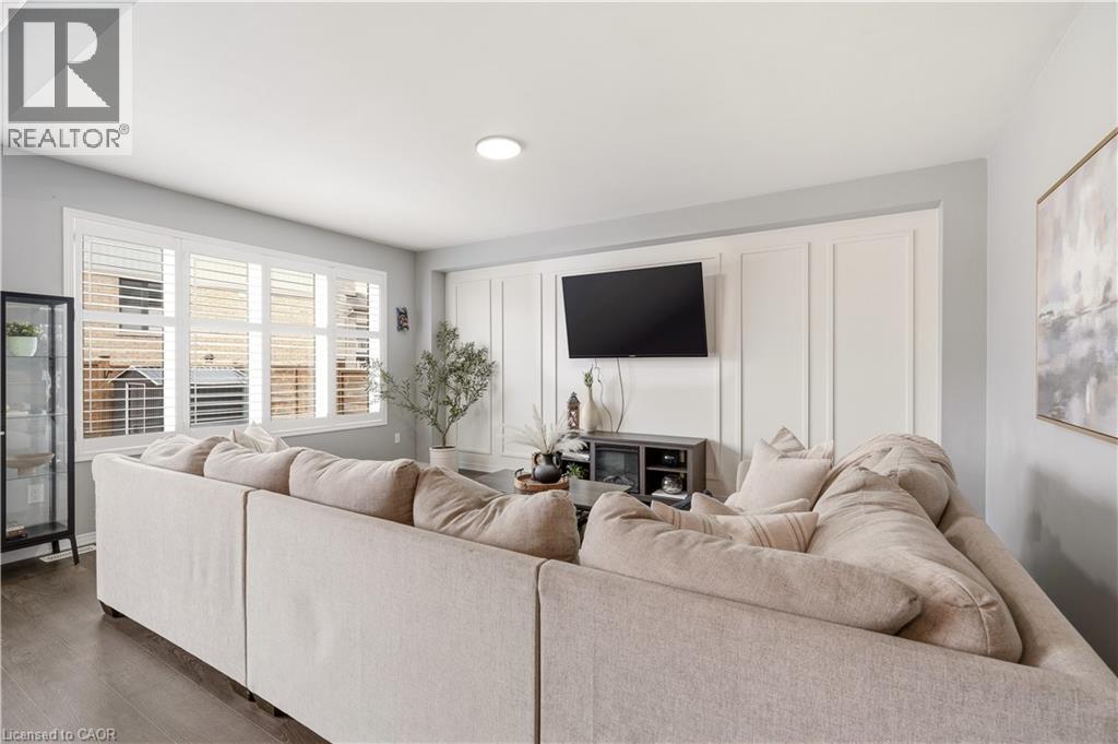 105 LARRY Crescent, Caledonia, Ontario, N3W0B2 — Photo 12