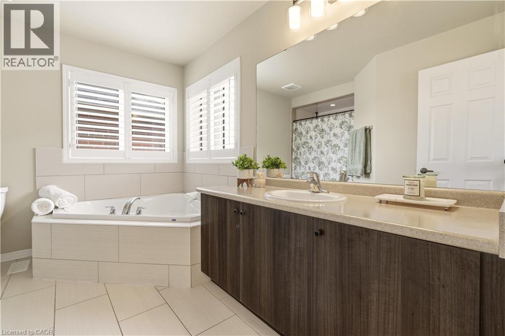 105 LARRY Crescent, Caledonia, Ontario, N3W0B2 — Photo 20