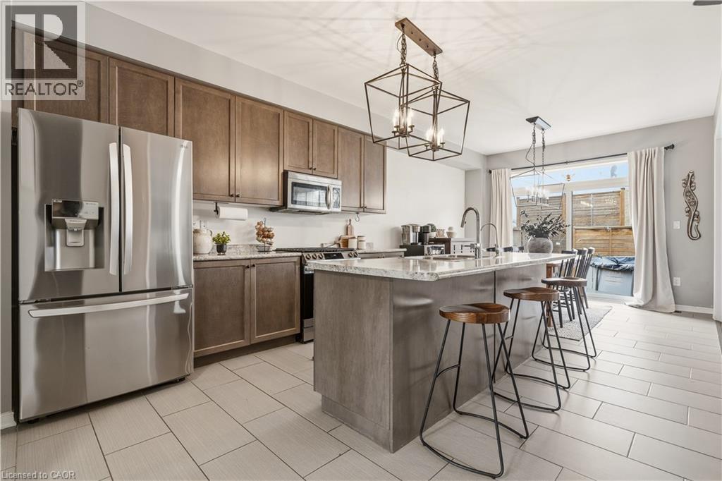 105 LARRY Crescent, Caledonia, Ontario, N3W0B2 — Photo 8