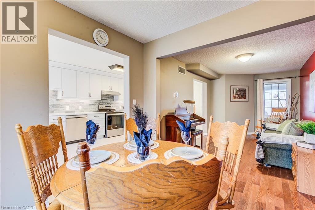 90 UDVARI Crescent, Kitchener, Ontario, N2N0A2 — Photo 20