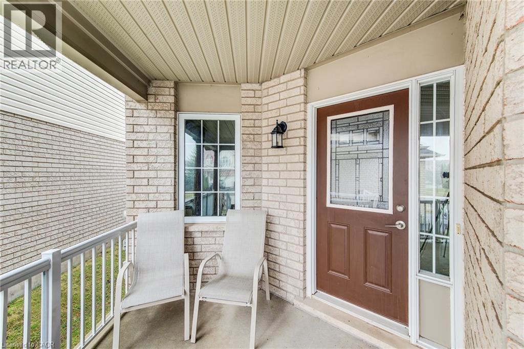 90 UDVARI Crescent, Kitchener, Ontario, N2N0A2 — Photo 3