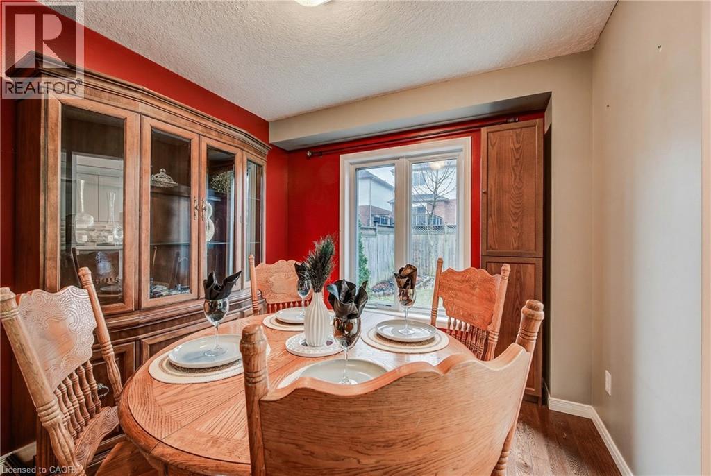 90 UDVARI Crescent, Kitchener, Ontario, N2N0A2 — Photo 39