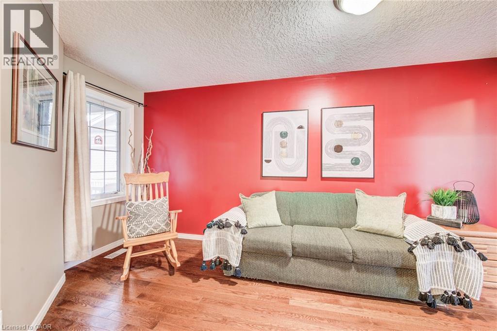 90 UDVARI Crescent, Kitchener, Ontario, N2N0A2 — Photo 40