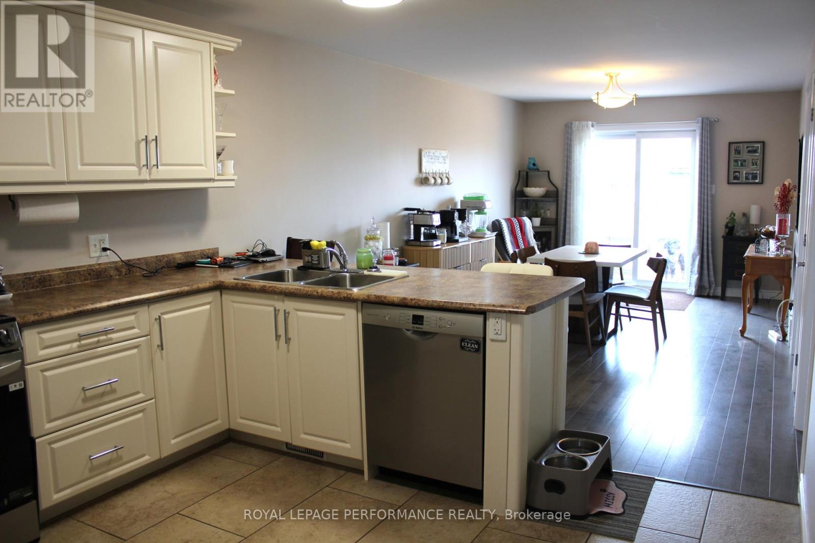 290 GLEN NORA DRIVE, Cornwall, Ontario, K6H0A8 — Photo 6