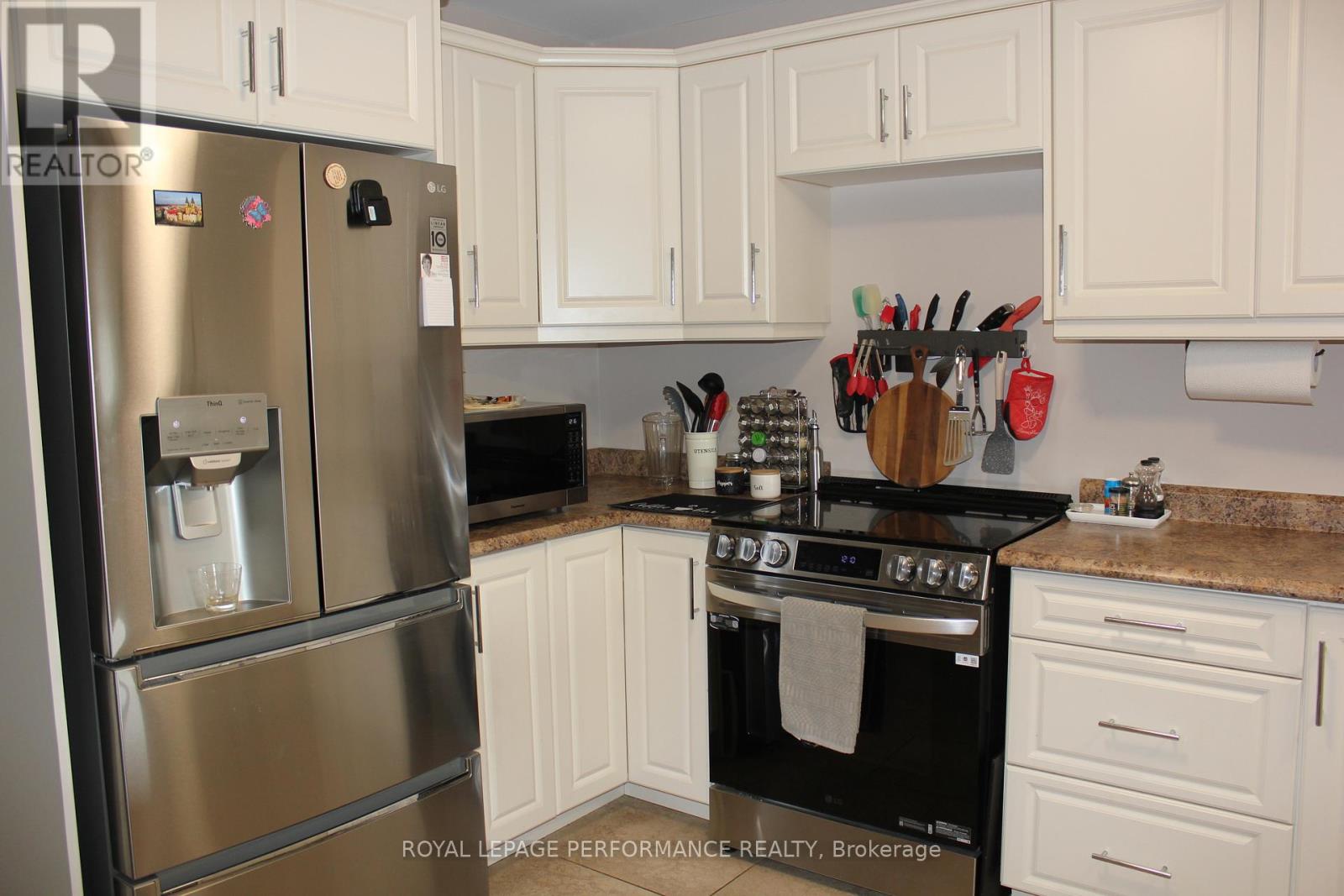 290 GLEN NORA DRIVE, Cornwall, Ontario, K6H0A8 — Photo 8