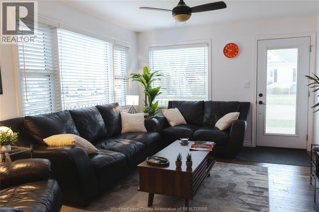 21 CLARK, Leamington, Ontario, N8H1E5 — Photo 7