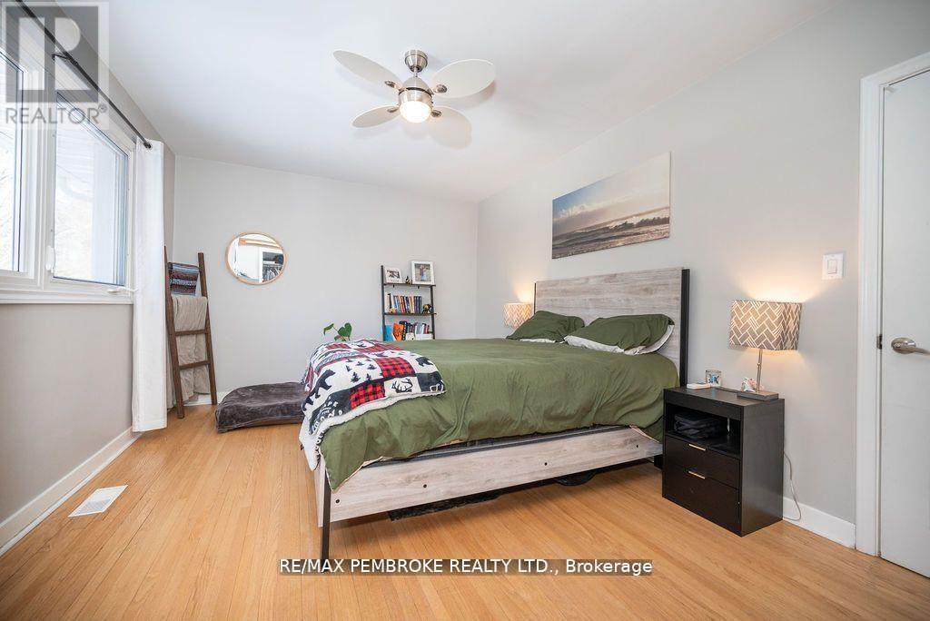 13 HIGHLAND CRESCENT, Deep River, Ontario, K0J1P0 — Photo 28