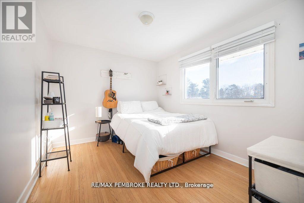 13 HIGHLAND CRESCENT, Deep River, Ontario, K0J1P0 — Photo 34