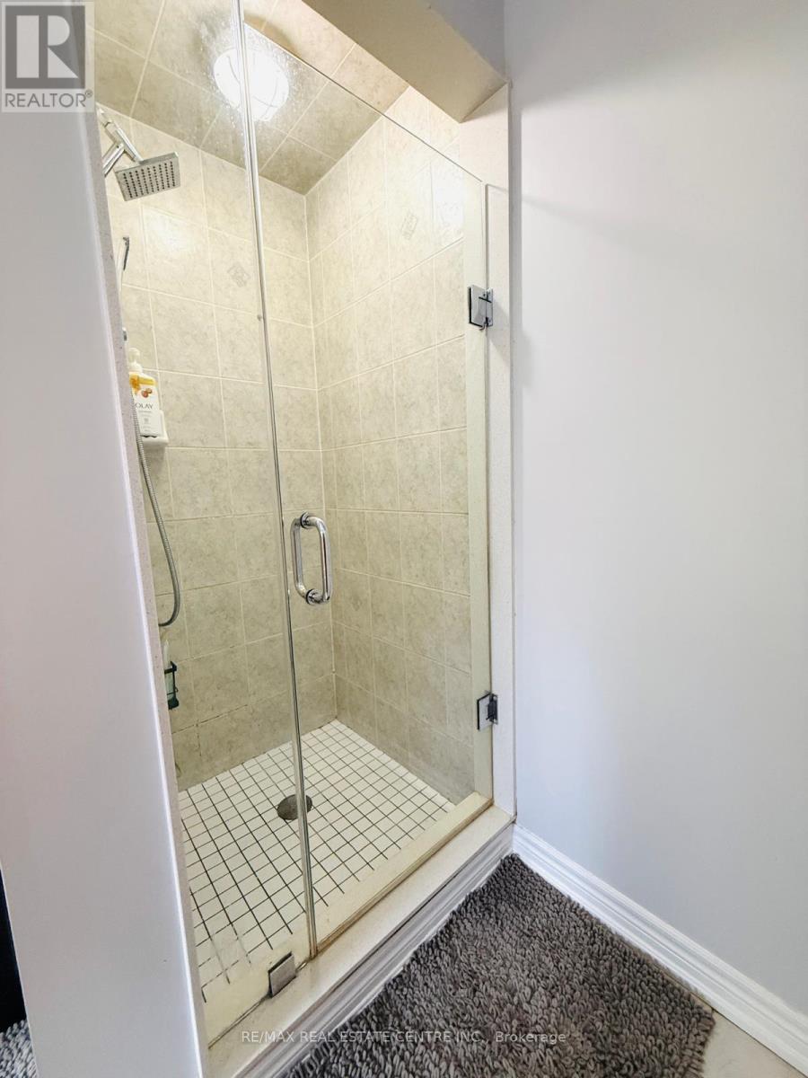 47 CRUMLIN CRESCENT, Brampton (Credit Valley), Ontario, L6X0Y3 — Photo 12