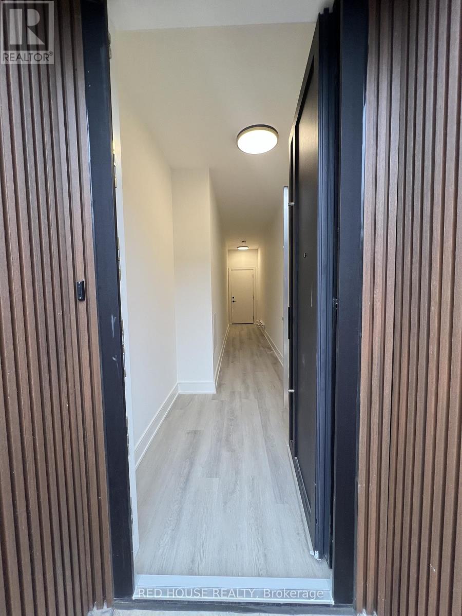 158 EVERETT COMMON, St. Catharines (Oakdale), Ontario, L2P0G7 — Photo 2