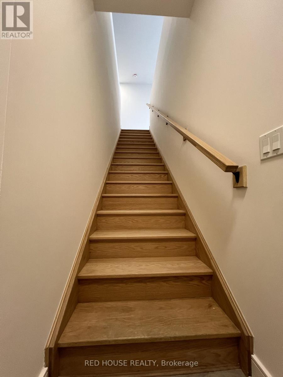 158 EVERETT COMMON, St. Catharines (Oakdale), Ontario, L2P0G7 — Photo 3