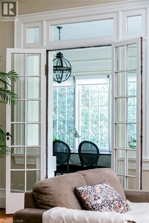 3 TURNER Avenue, Hamilton, Ontario, L8P3K4 — Photo 11