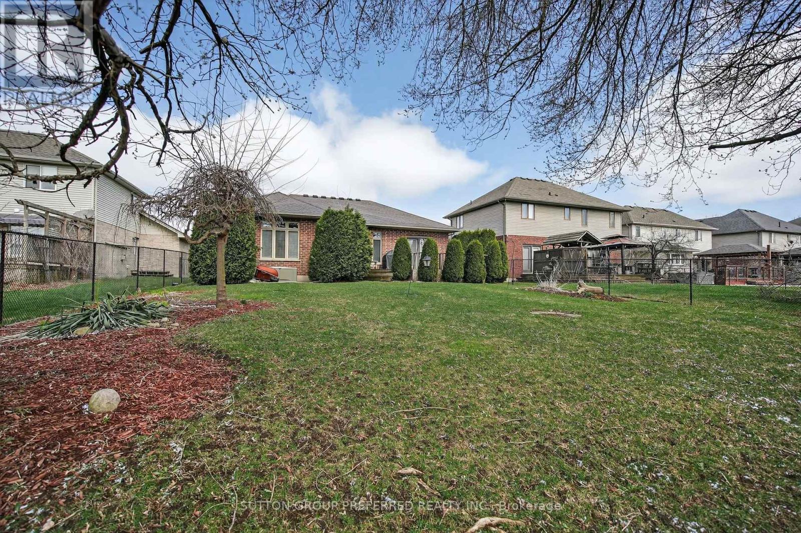 22 SPRINGFIELD WAY, Middlesex Centre (Kilworth), Ontario, N0L1R0 — Photo 30