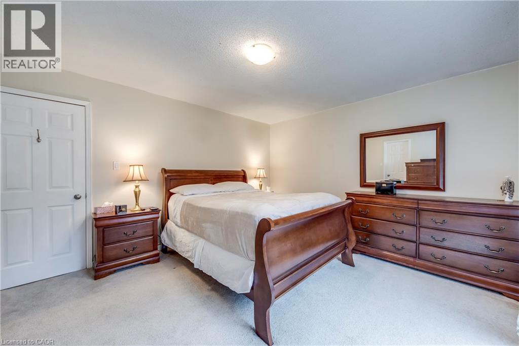 14 CAIRNMORE Court, Brampton, Ontario, L6Z1T6 — Photo 11