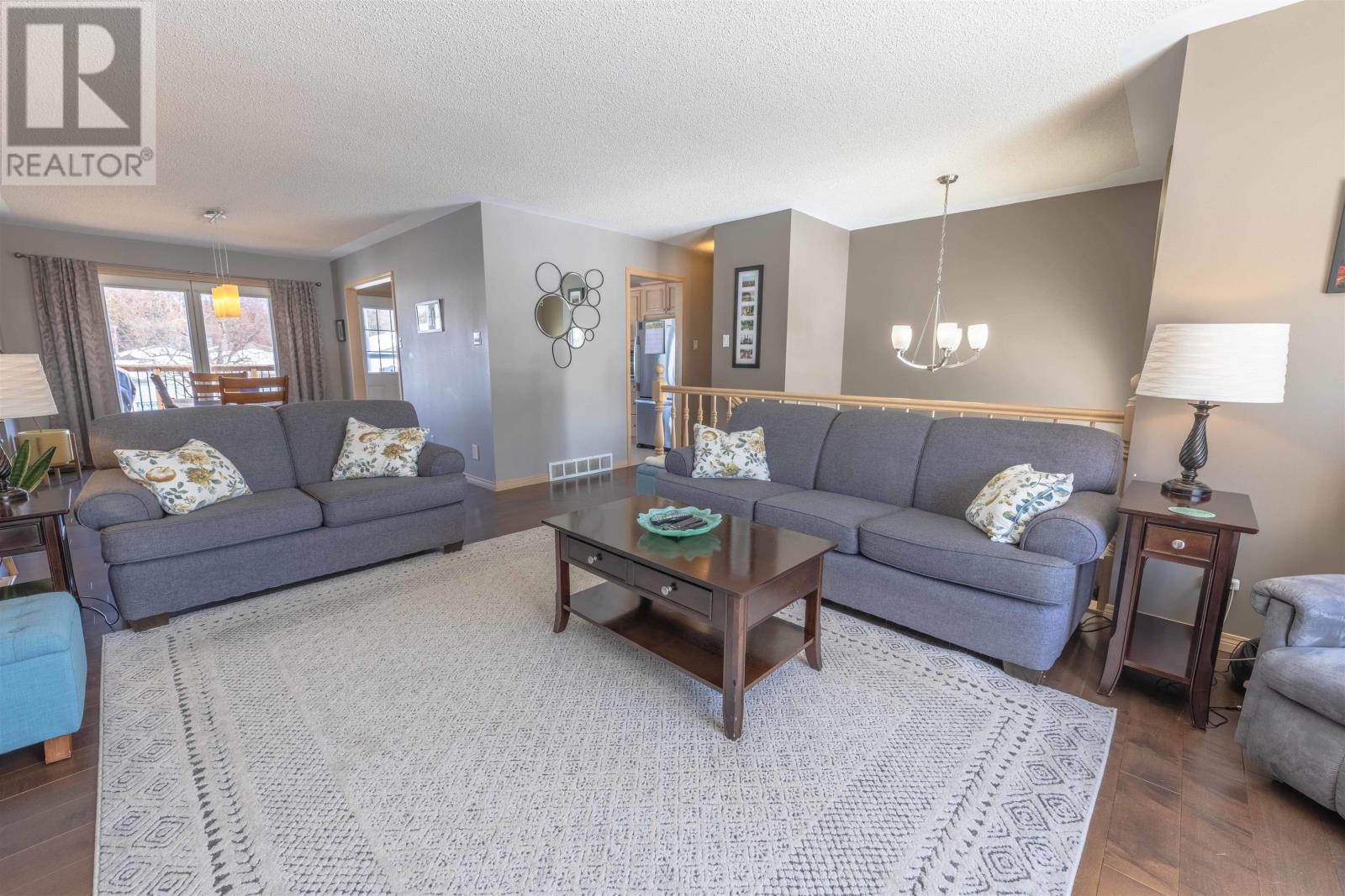 147 NOTTINGHAM CRES, THUNDER BAY, Ontario, P7G1B5 — Photo 5