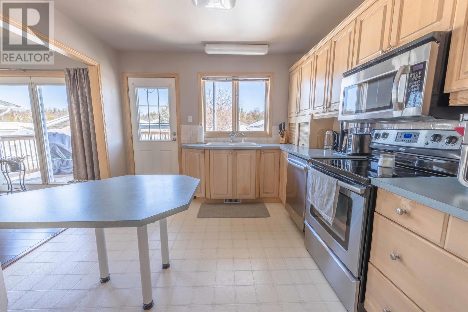 147 NOTTINGHAM CRES, THUNDER BAY, Ontario, P7G1B5 — Photo 9