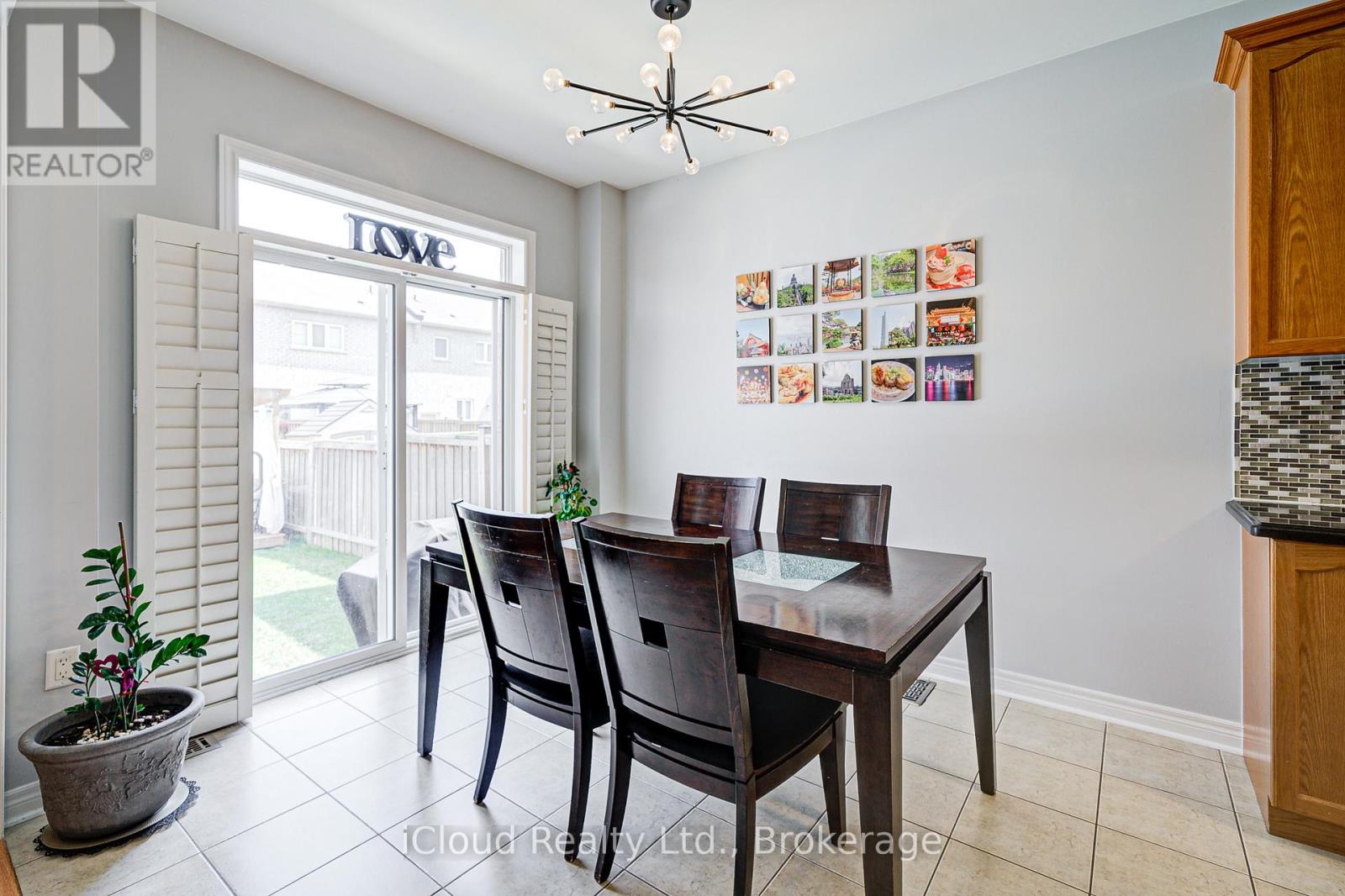29 TEAL CREST CIRCLE, Brampton (Credit Valley), Ontario, L6X2Z5 — Photo 12