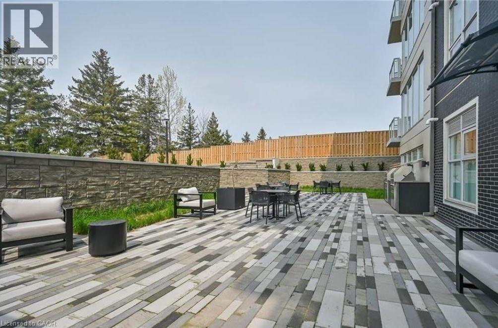 16 MARKLE Crescent Unit# 207, Ancaster, Ontario, L9G0H4 — Photo 10