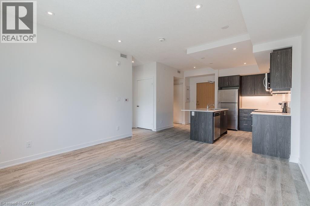 16 MARKLE Crescent Unit# 207, Ancaster, Ontario, L9G0H4 — Photo 11