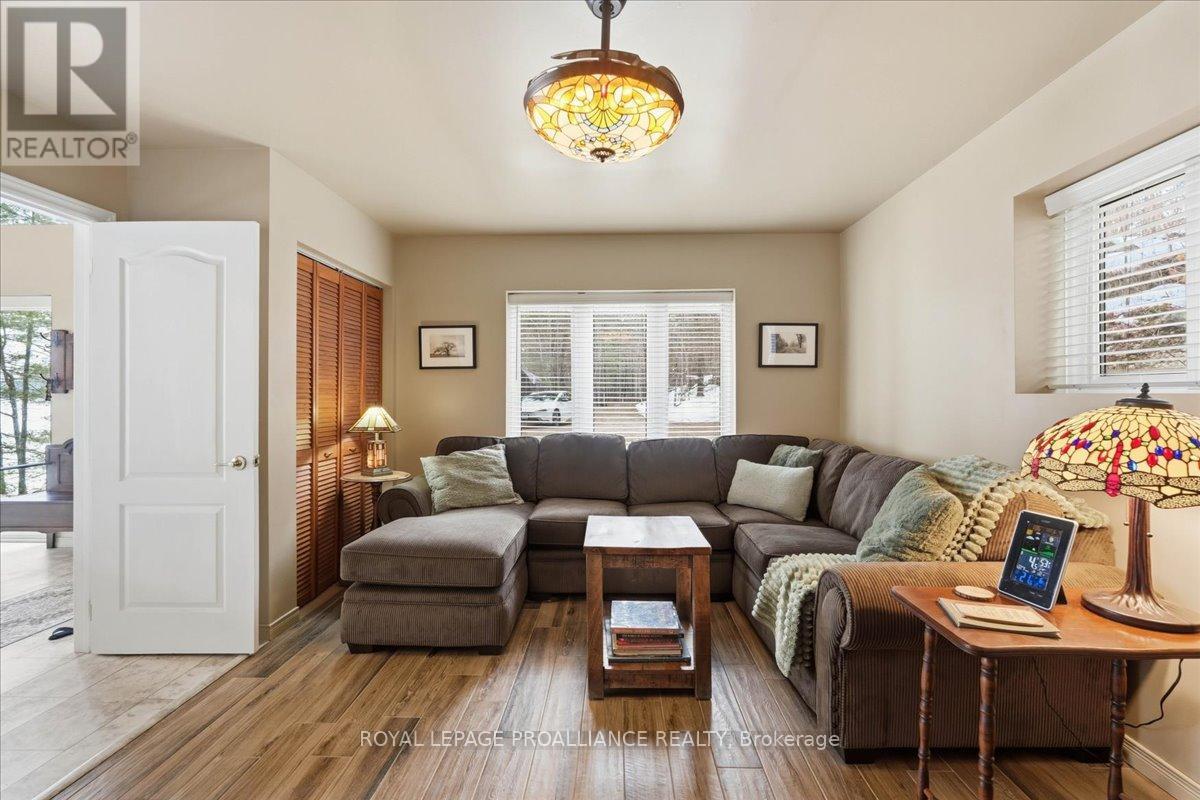 13 MAZINAW HEIGHTS ROAD N, Frontenac (Frontenac North), Ontario, K0H1K0 — Photo 19