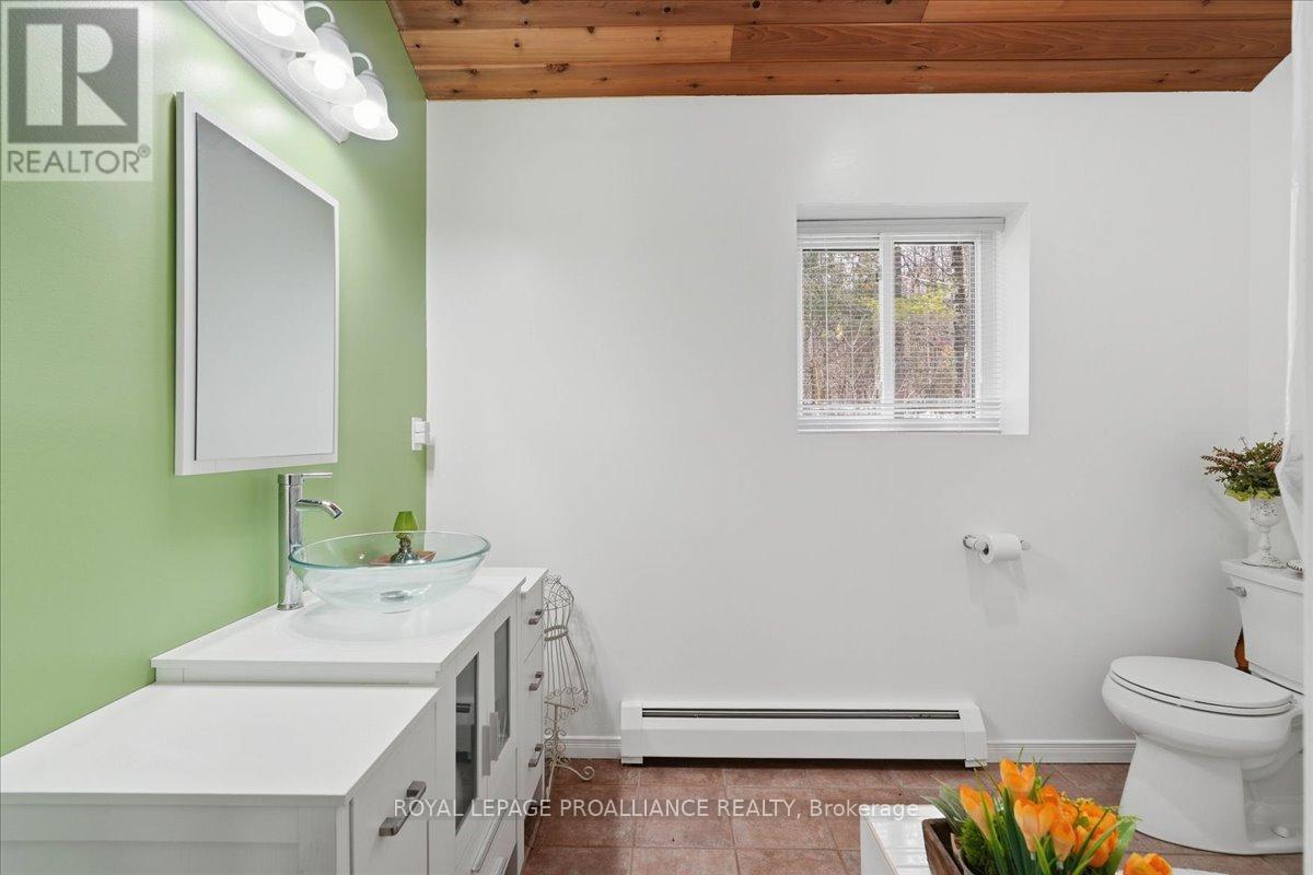 13 MAZINAW HEIGHTS ROAD N, Frontenac (Frontenac North), Ontario, K0H1K0 — Photo 25