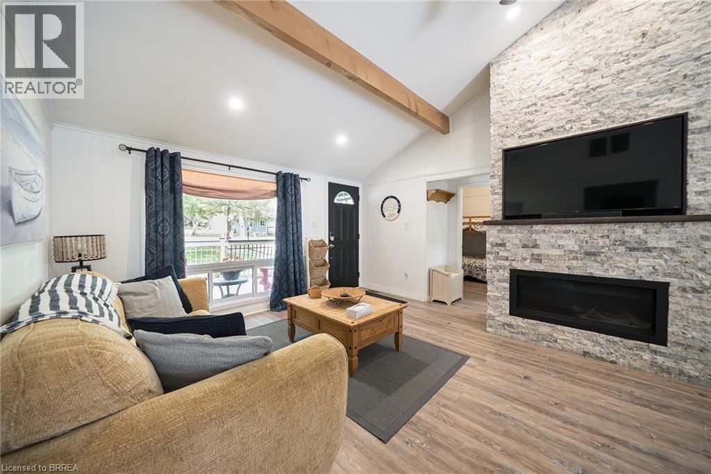 114 HILLVIEW Crescent, Turkey Point, Ontario, N0E1T0 — Photo 6