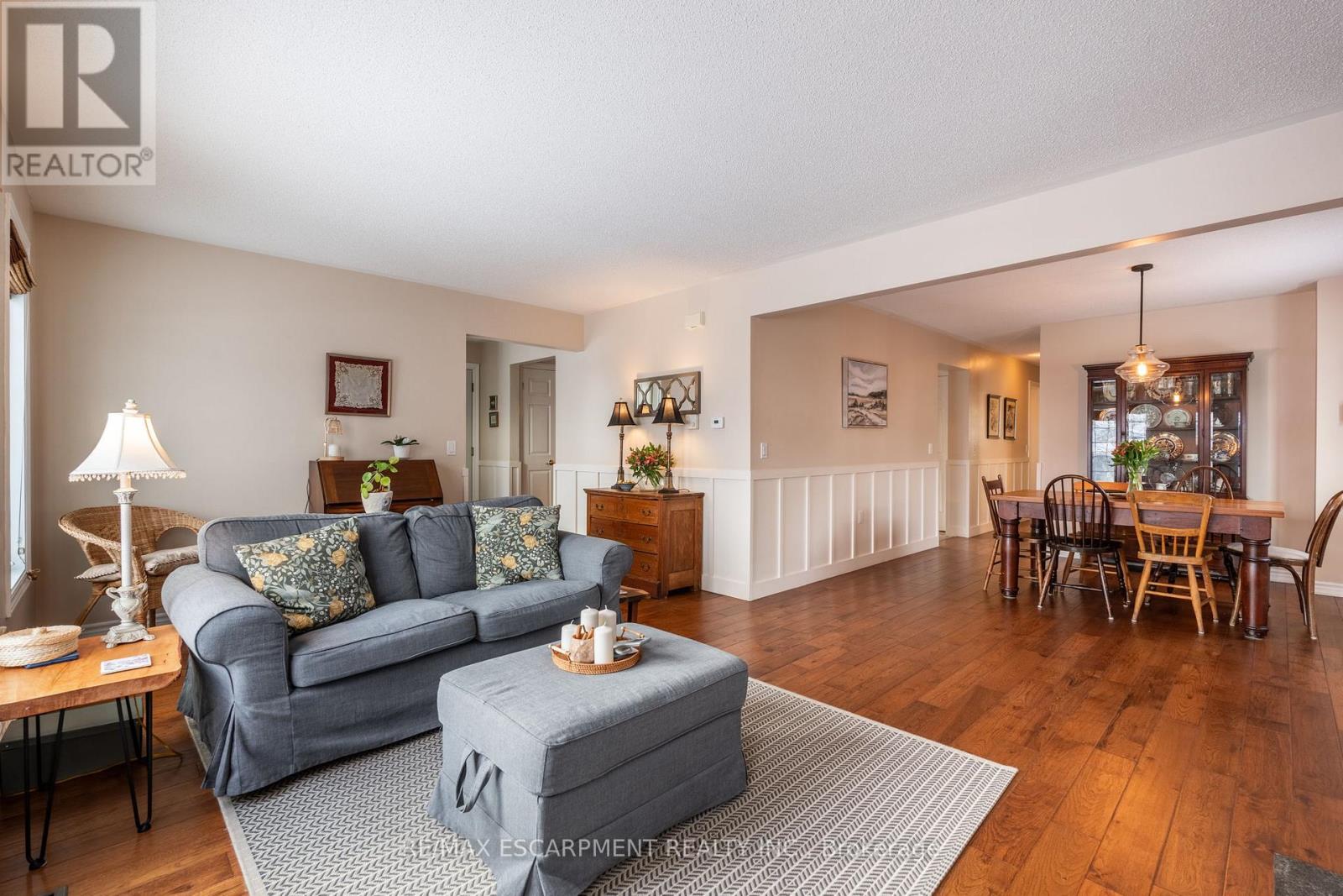 136 GLENARIFF DRIVE, Hamilton, Ontario, L8B1A5 — Photo 9