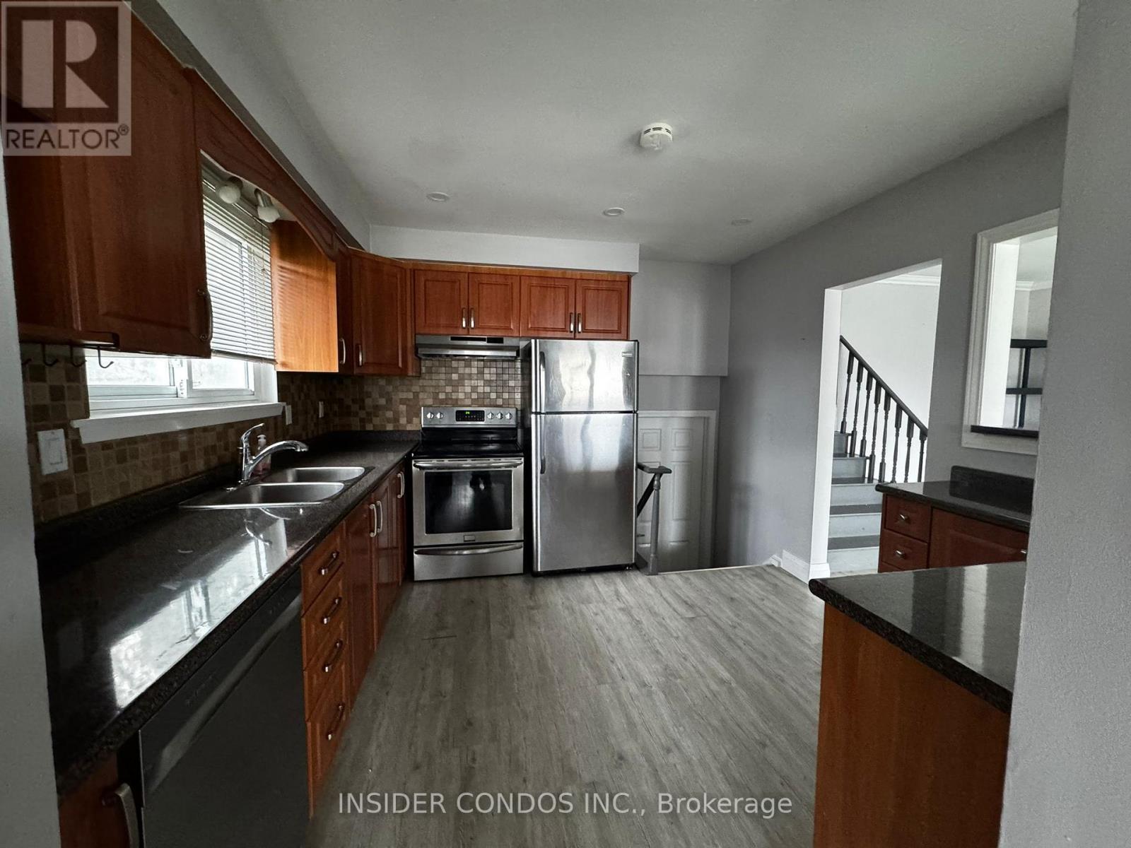 UPPER - 49 DONCASTER DRIVE, Brampton (Southgate), Ontario, L6T1S8 — Photo 4