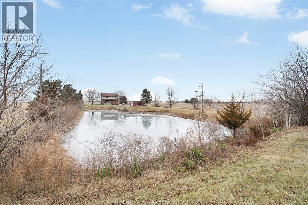 2989 LAKESHORE RD 305, Comber, Ontario, N0R1J0 — Photo 12