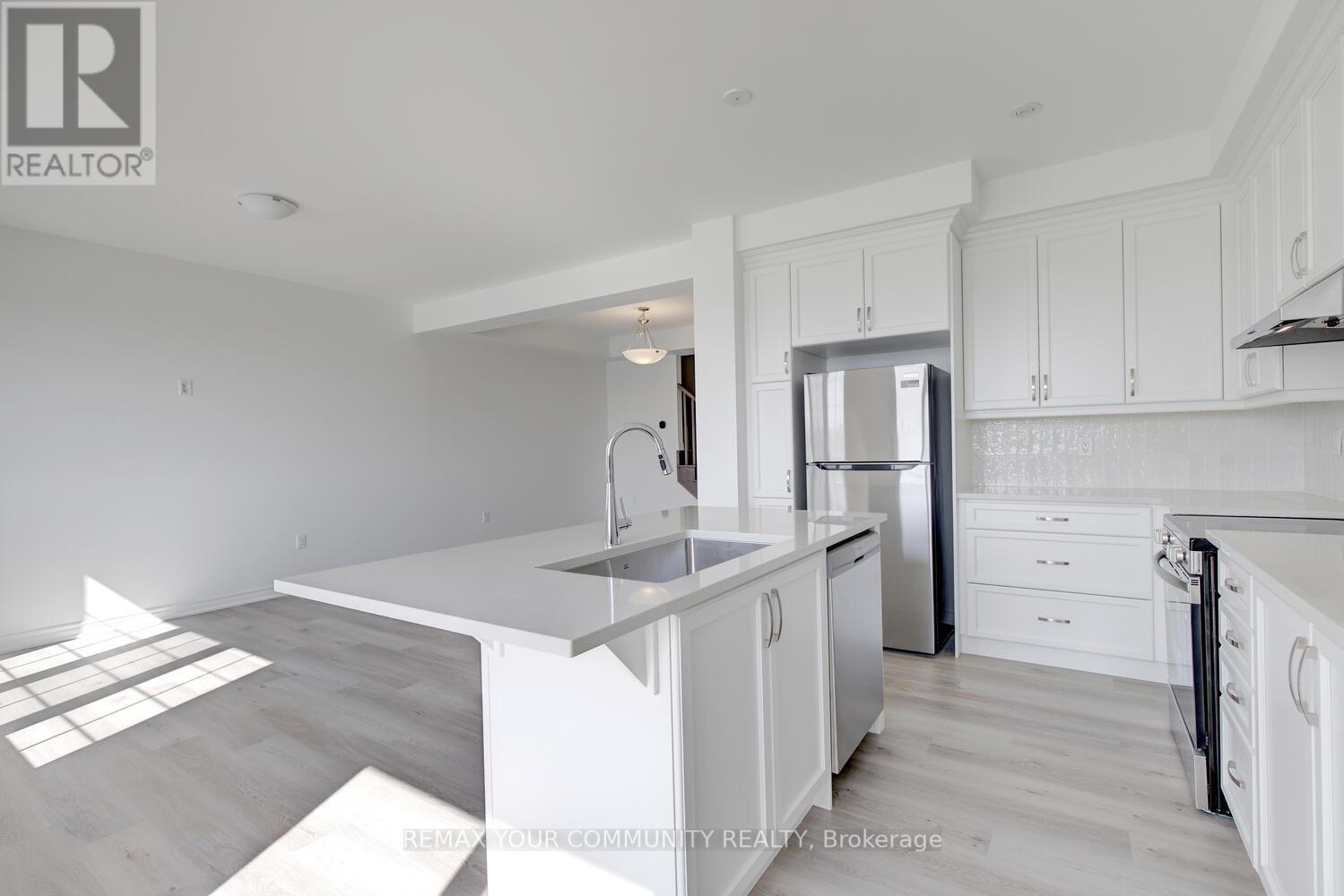 72 VINEWOOD CRESCENT, Barrie, Ontario, L9J1B4 — Photo 15