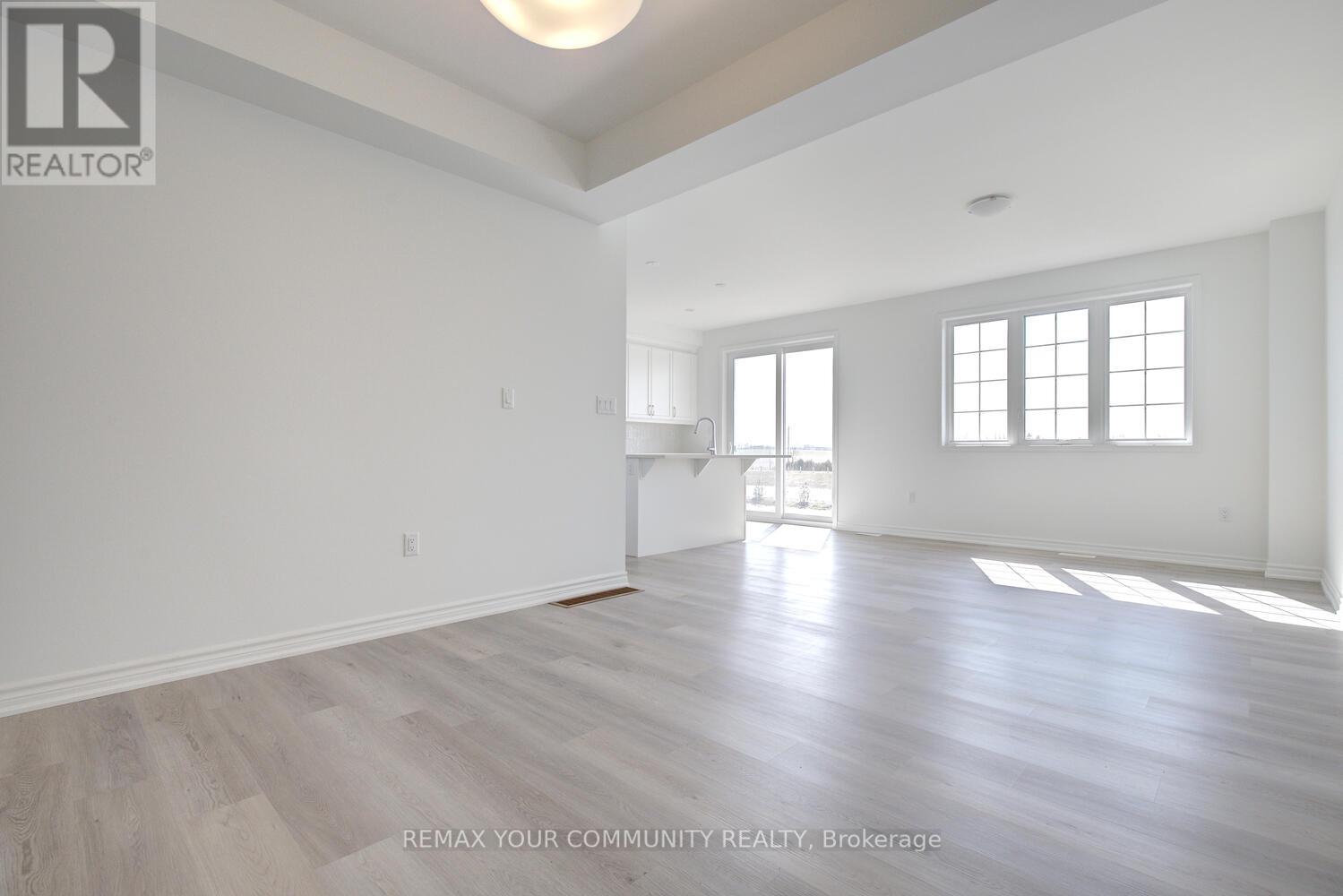 72 VINEWOOD CRESCENT, Barrie, Ontario, L9J1B4 — Photo 7