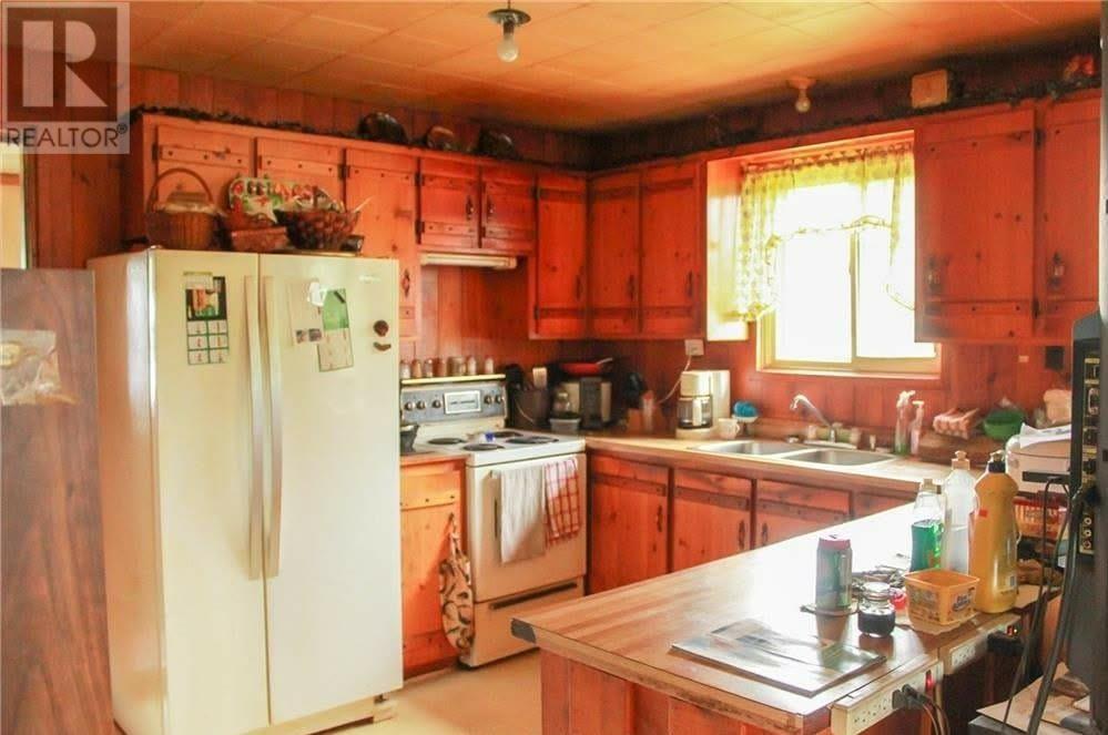 155 Hwy 560, Shining Tree, Ontario, P0M2X0 — Photo 18