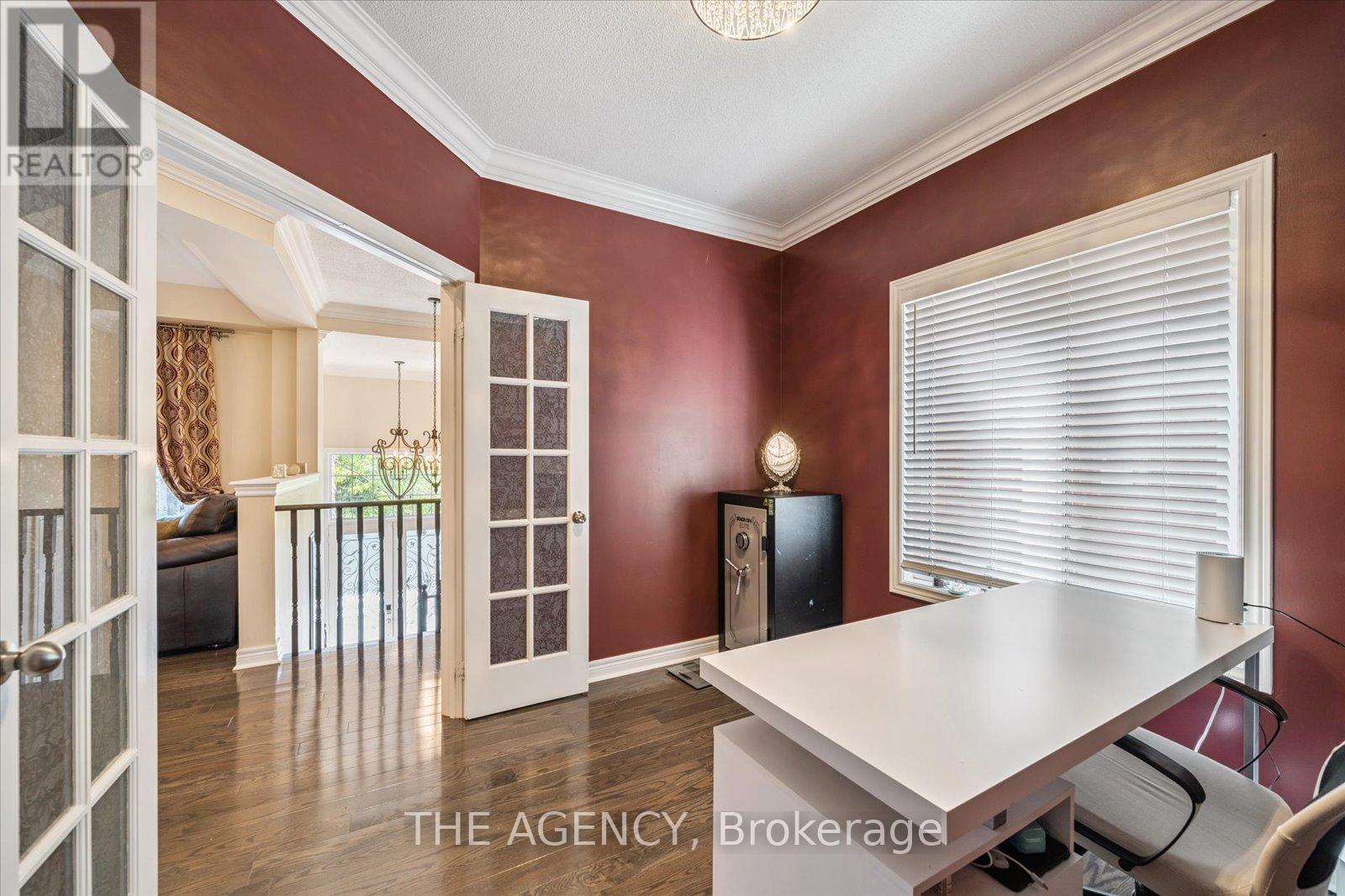 32 TIMNA CRESCENT, Vaughan (Patterson), Ontario, L6A4L7 — Photo 14