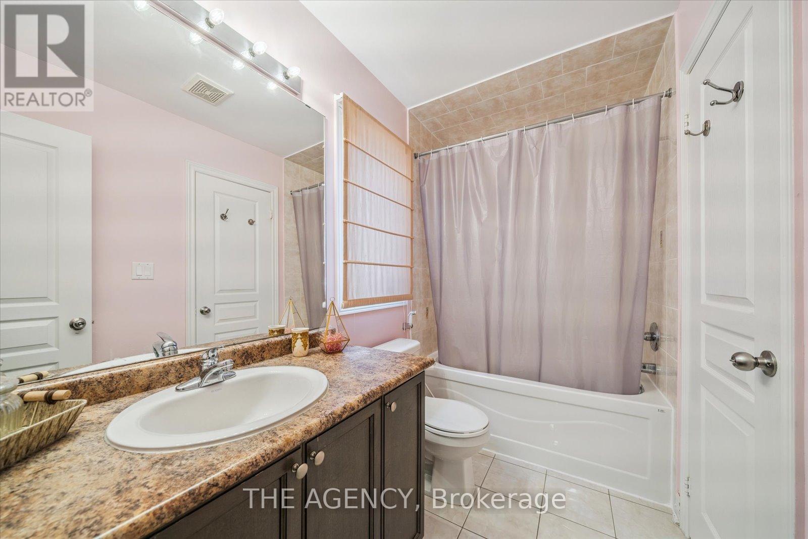 32 TIMNA CRESCENT, Vaughan (Patterson), Ontario, L6A4L7 — Photo 20