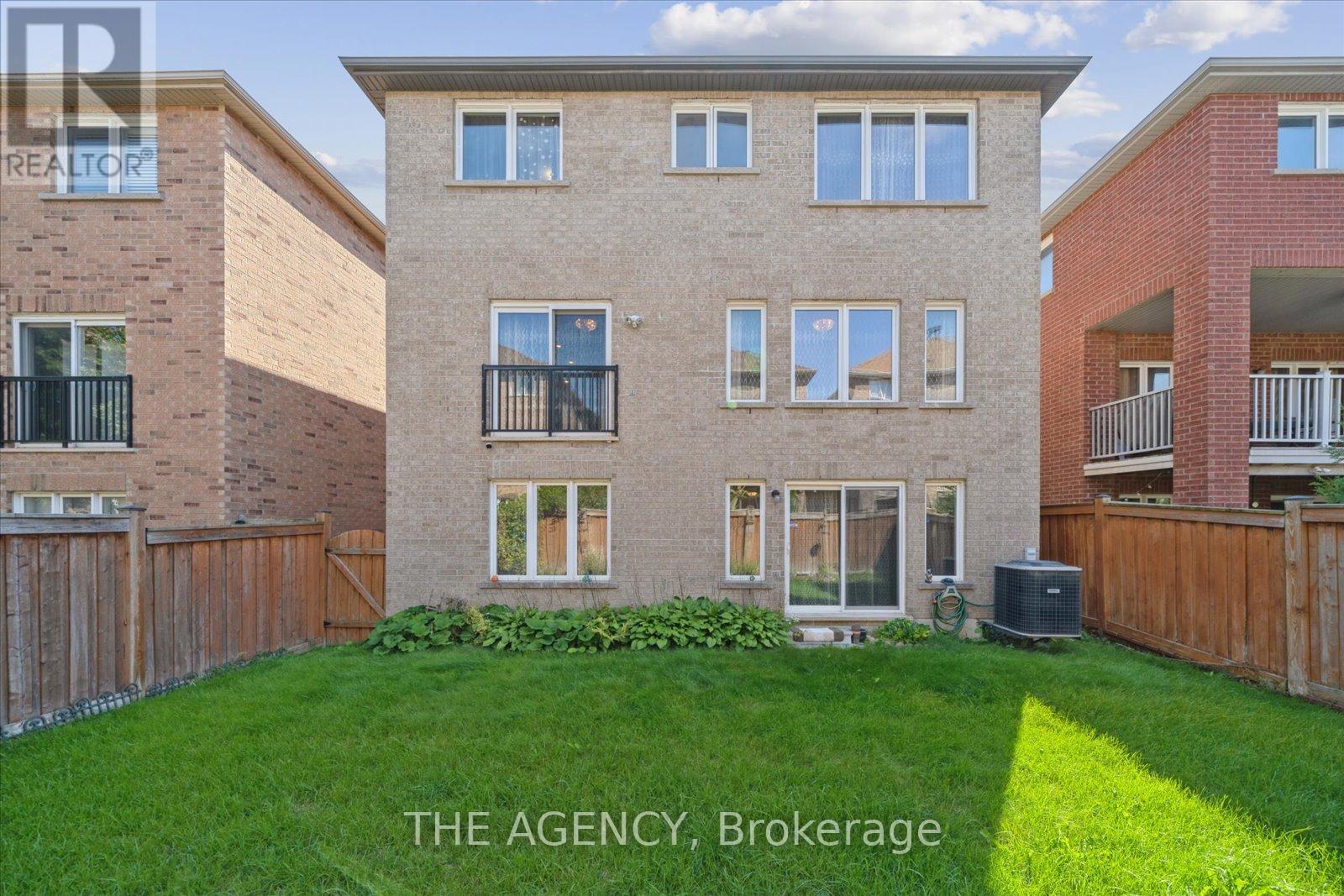 32 TIMNA CRESCENT, Vaughan (Patterson), Ontario, L6A4L7 — Photo 31